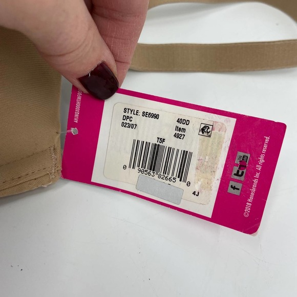 Maidenform Ultimate Stay Put Bra Convertible Strapless Lined Underwire Nude 40DD - Picture 4 of 10